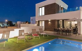 Luxurious & Comfy By Fidalsa